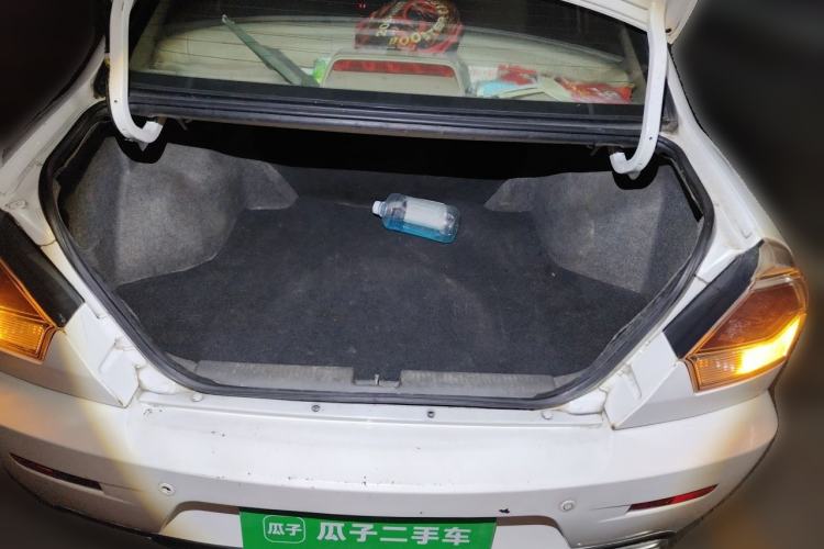 Used Soueast V3 Lingyue 2012 1.5L Manual Luxury Edition Trunk