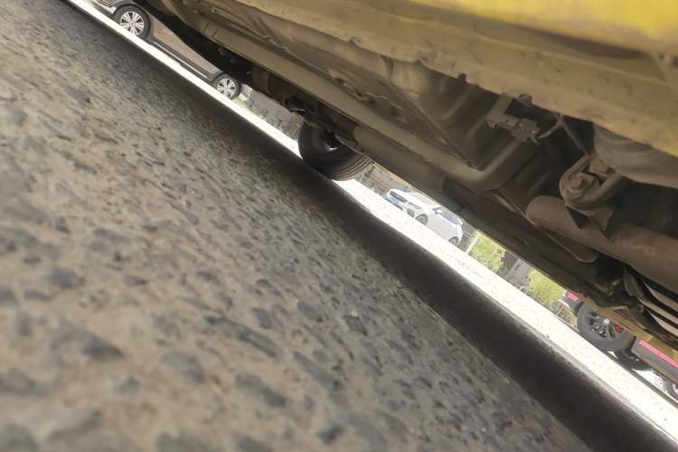 Used Soueast V3 Lingyue 2012 1.5L Manual Flagship Edition Chassis Rear Left