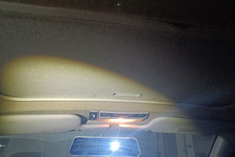 Used Soueast V3 Lingyue 2012 Revised Version 1.5L Manual – Style Edition Headliner