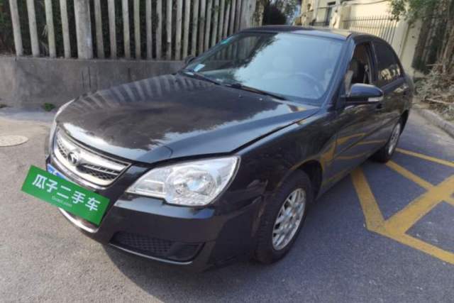Used Soueast V3 Lingyue 2013 Revised Version 1.5L Manual – Affordable Edition