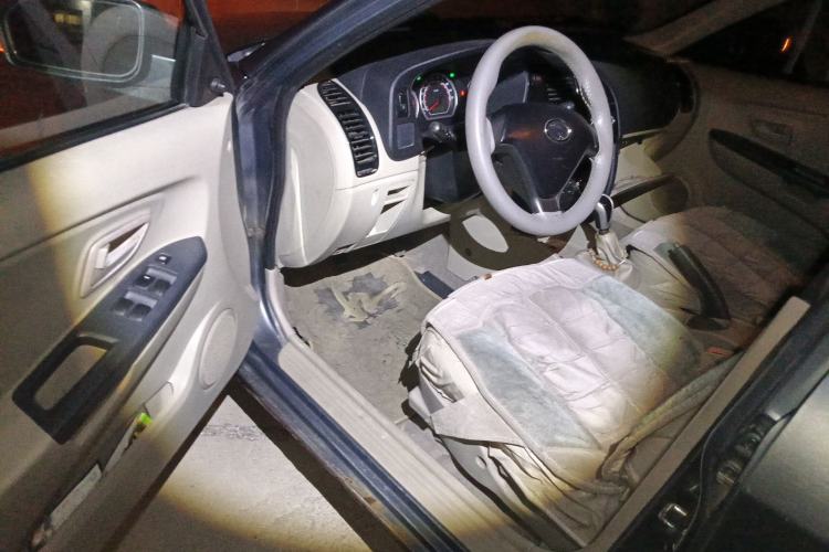 Used Soueast V3 Lingyue 2013 Revised Version 1.5L Manual – Affordable Edition Driver Seat