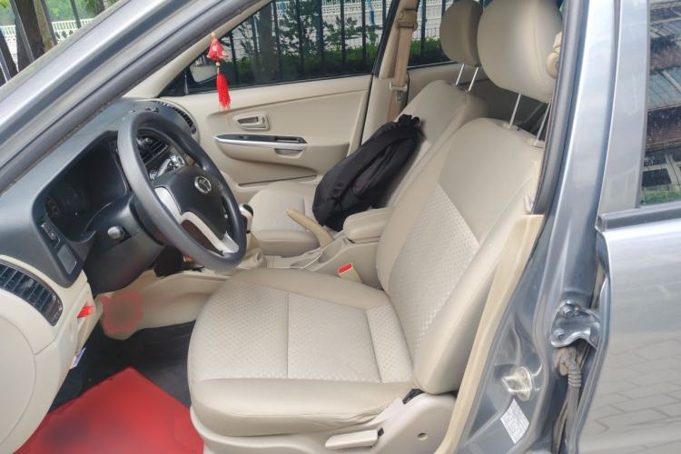Used Soueast V3 Lingyue 2013 Revised Version 1.5L Manual – Affordable Edition Left Front Seat