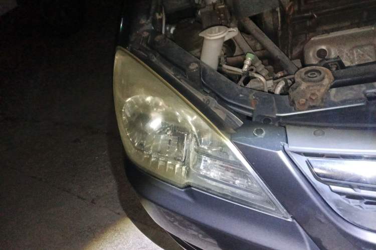 Used Soueast V3 Lingyue 2013 Revised Version 1.5L Manual – Affordable Edition Right Front Headlight