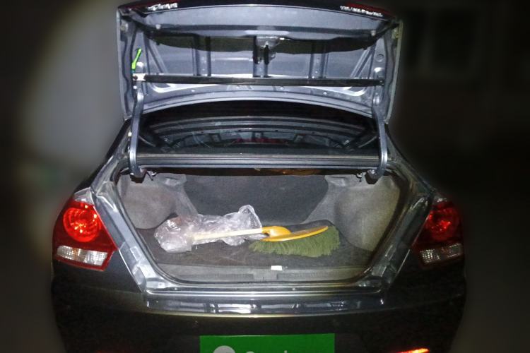 Used Soueast V3 Lingyue 2013 Revised Version 1.5L Manual – Affordable Edition Trunk