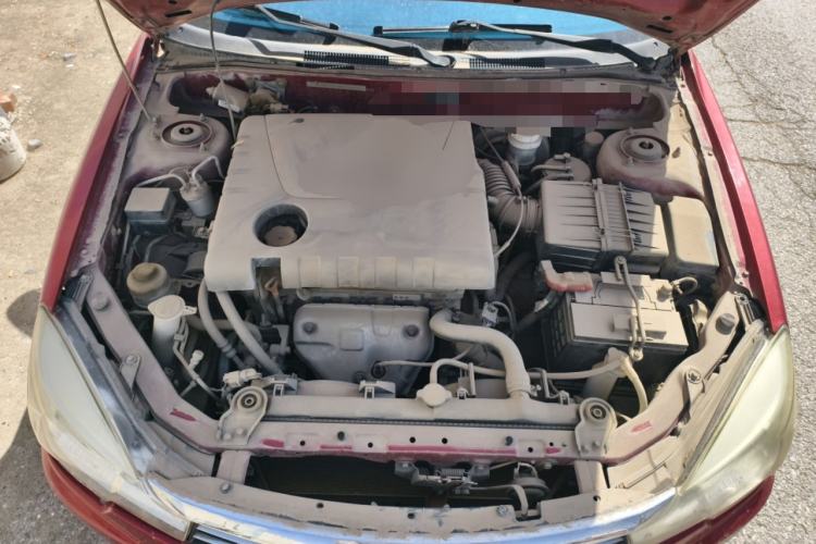 Used Soueast V3 Lingyue 2013 Revised Version 1.5L Manual – Affordable Edition Engine Bay