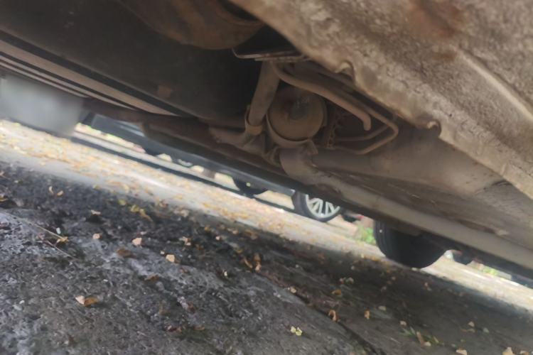 Used Soueast V3 Lingyue 2013 Revised Version 1.5L Manual – Affordable Edition Chassis Rear Right