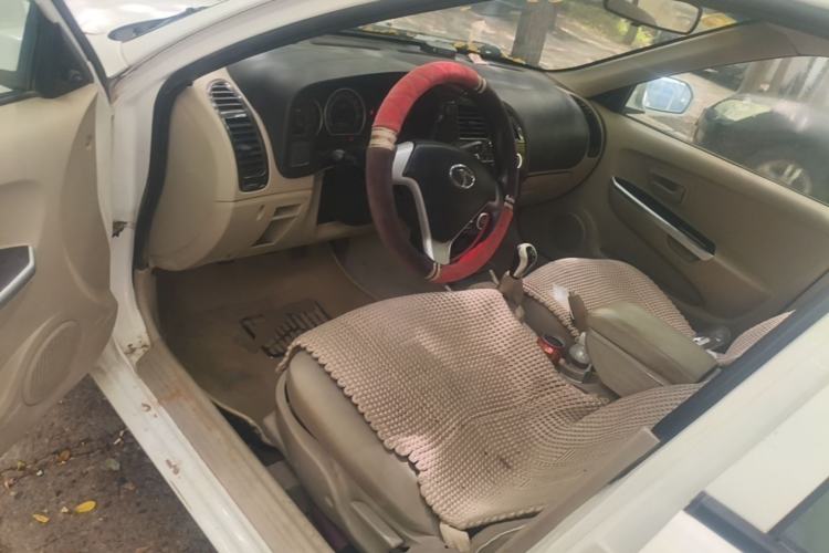 Used Soueast V3 Lingyue 2013 Revised Version 1.5L Manual – Affordable Edition Driver Seat