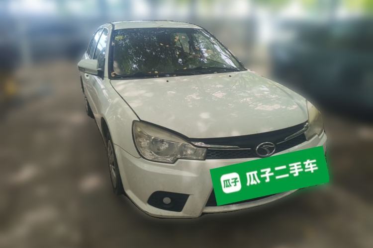 Used Soueast V3 Lingyue 2013 Revised Version 1.5L Manual – Affordable Edition Front Right 45 Deg