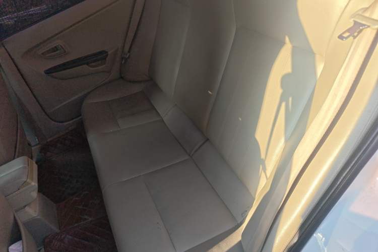 Used Soueast V3 Lingyue 2013 Revised Version 1.5L Manual – Affordable Edition Left Rear Seat