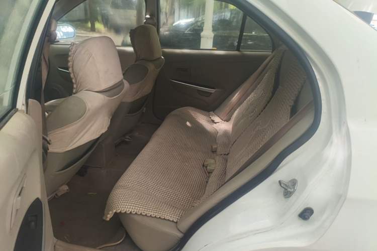 Used Soueast V3 Lingyue 2013 Revised Version 1.5L Manual – Affordable Edition Left Rear Seat