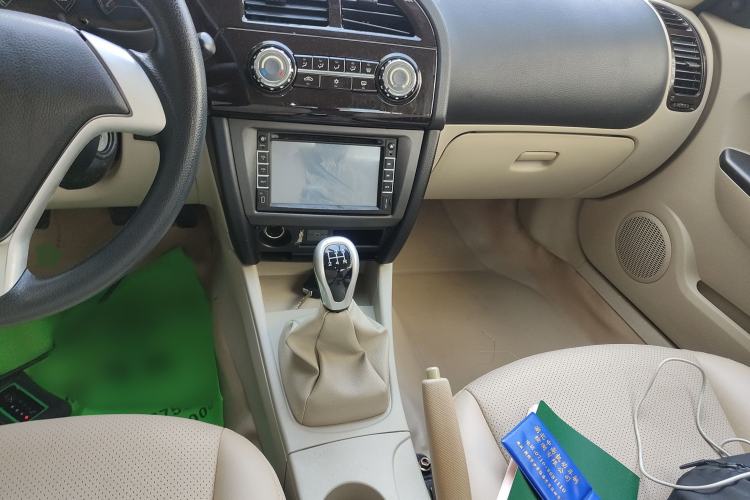 Used Soueast V3 Lingyue 2014 1.5L Manual Smart Edition Audio And AC Panel