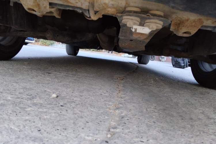 Used Soueast V3 Lingyue 2014 1.5L Manual Smart Edition Chassis Front