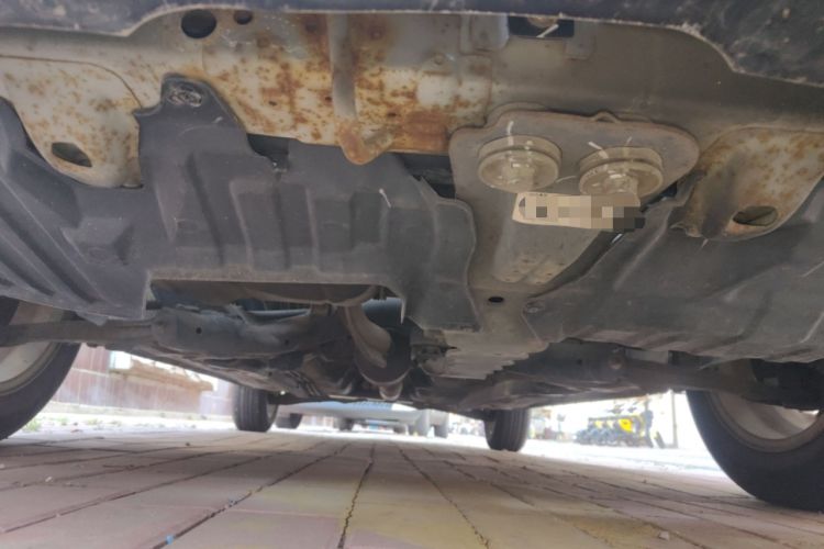 Used Soueast V3 Lingyue 2014 1.5L Manual Entry-Level Version Chassis Front