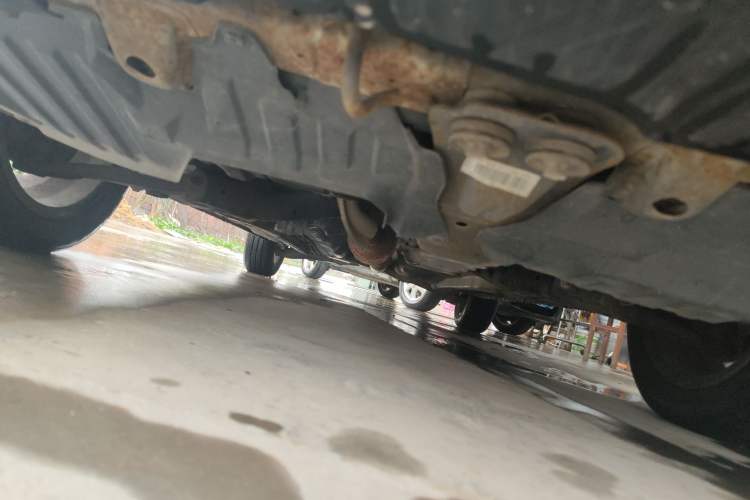 Used Soueast V3 Lingyue 2014 1.5L Manual Smart Edition Chassis Front