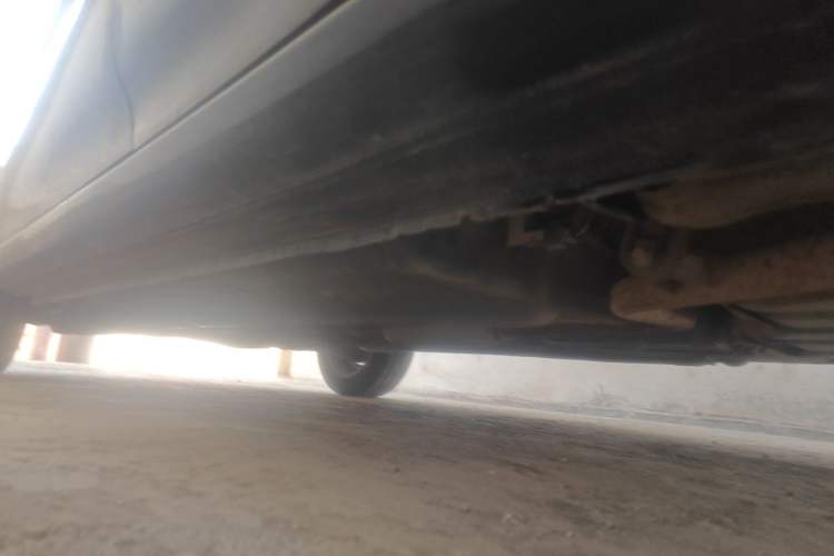 Used Soueast V3 Lingyue 2014 1.5L Manual Entry-Level Version Chassis Rear Left