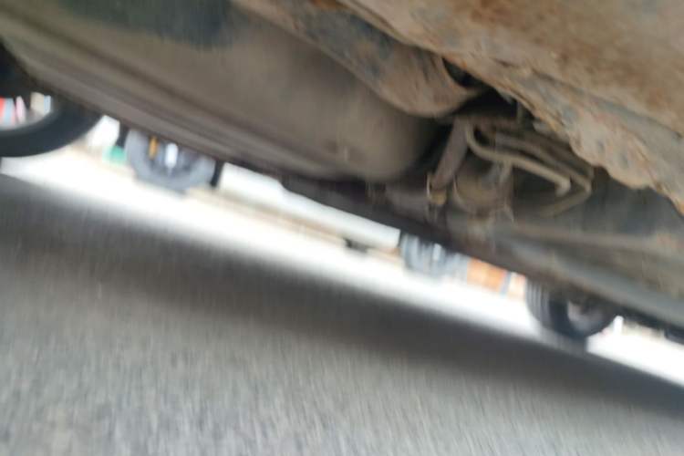 Used Soueast V3 Lingyue 2014 1.5L Manual Entry-Level Version Chassis Rear Right