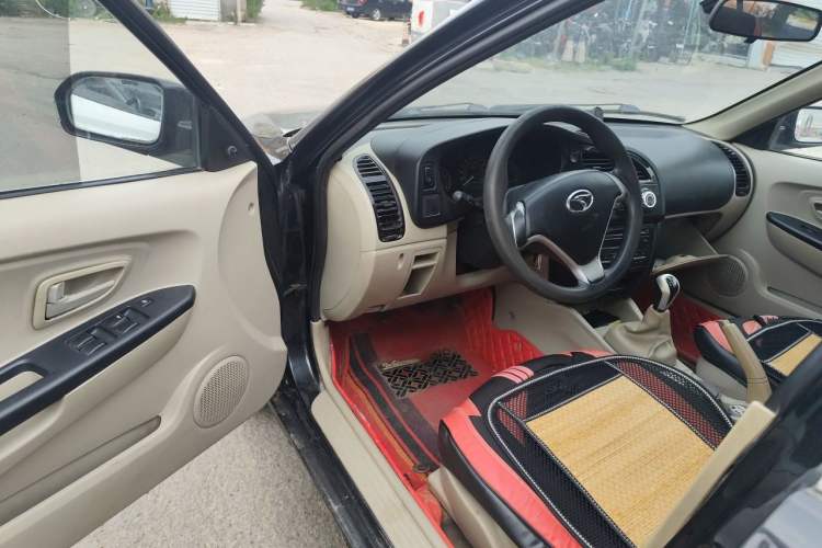 Used Soueast V3 Lingyue 2014 1.5L Manual Entry-Level Version Driver Seat