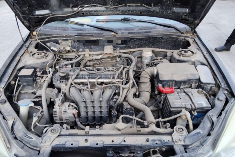 Used Soueast V3 Lingyue 2014 1.5L Manual Smart Edition Engine Bay