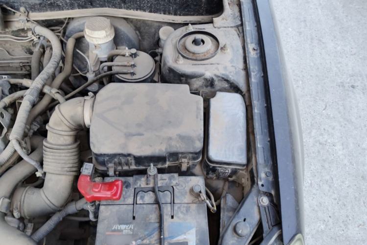 Used Soueast V3 Lingyue 2014 1.5L Manual Smart Edition Engine Bay Left