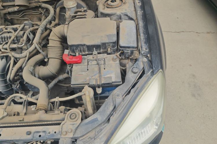 Used Soueast V3 Lingyue 2014 1.5L Manual Smart Edition Engine Bay Left
