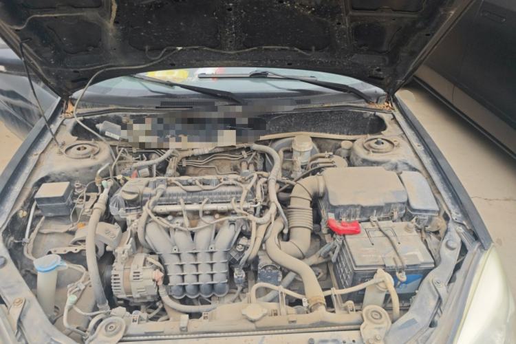 Used Soueast V3 Lingyue 2014 1.5L Manual Smart Edition Engine Bay