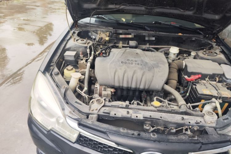 Used Soueast V3 Lingyue 2014 1.5L Manual Smart Edition Engine Bay Right