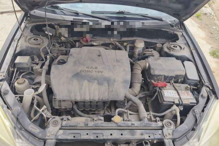 Used Soueast V3 Lingyue 2014 1.5L Manual Smart Edition Engine Bay