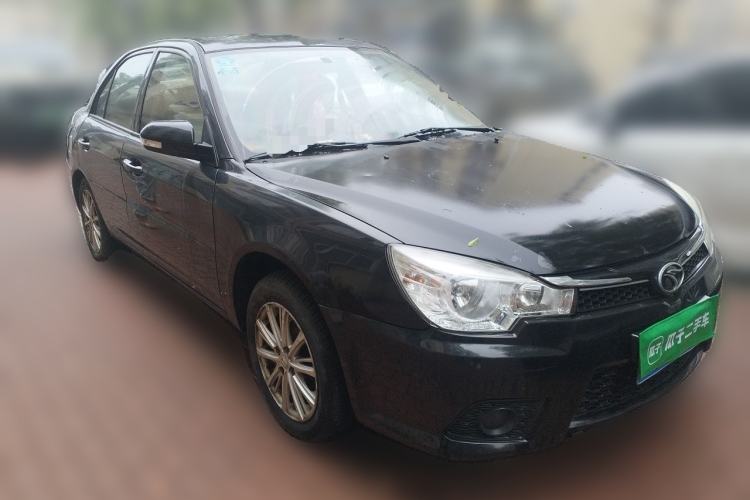 Used Soueast V3 Lingyue 2014 1.5L Manual Entry-Level Version Front Right 45 Deg