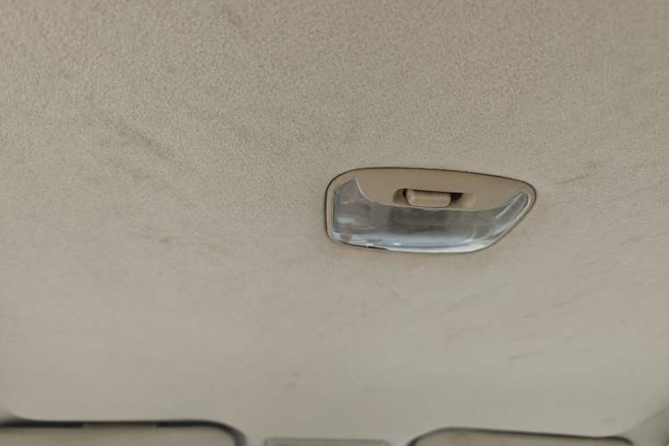 Used Soueast V3 Lingyue 2014 1.5L Manual Entry-Level Version Headliner