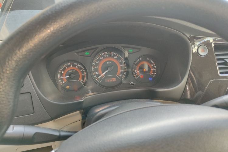 Used Soueast V3 Lingyue 2014 1.5L Manual Smart Edition Instrument Cluster