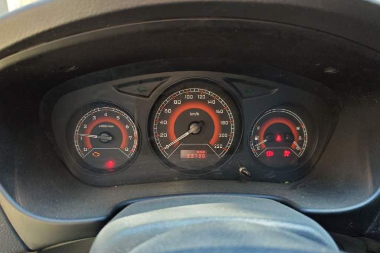 Used Soueast V3 Lingyue 2014 1.5L Manual Style Value Edition Instrument Cluster