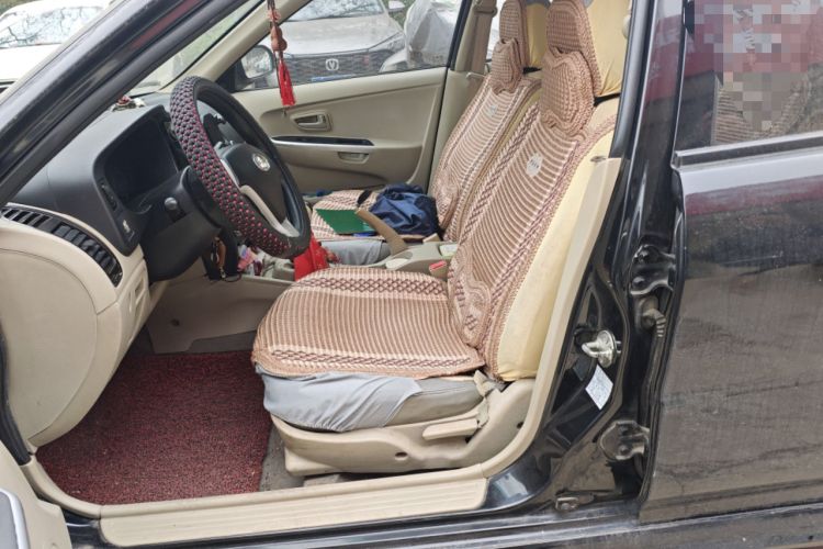 Used Soueast V3 Lingyue 2014 1.5L Manual Entry-Level Version Left Front Seat