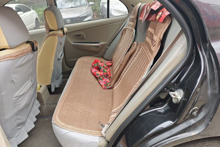 Used Soueast V3 Lingyue 2014 1.5L Manual Entry-Level Version Left Rear Seat