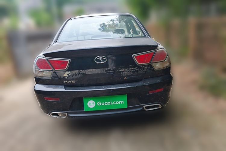 Used Soueast V3 Lingyue 2014 1.5L Manual Entry-Level Version Rear