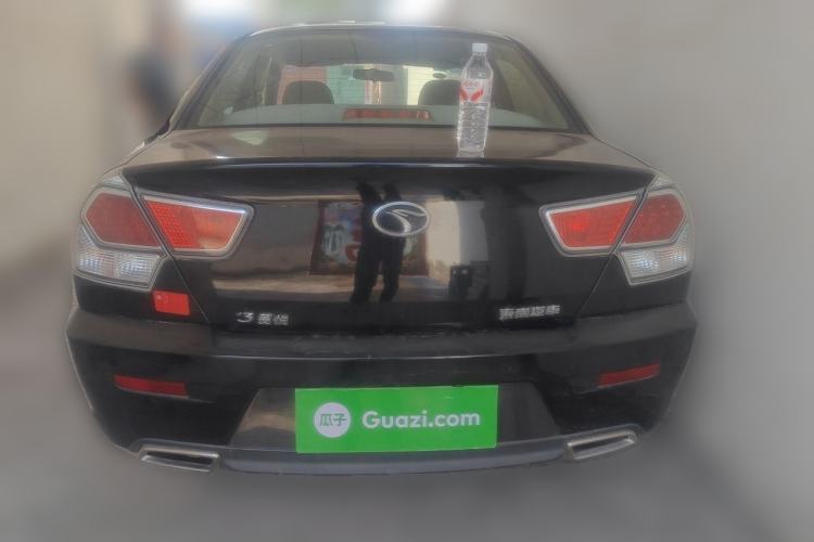 Used Soueast V3 Lingyue 2014 1.5L Manual Entry-Level Version Rear