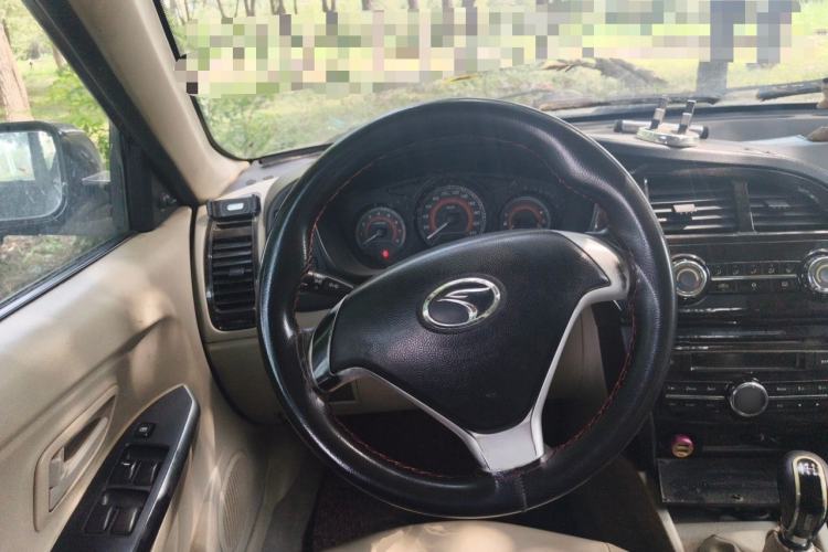 Used Soueast V3 Lingyue 2014 1.5L Manual Happiness Edition Steering Wheel