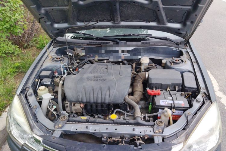 Used Soueast V3 Lingyue 2014 1.5L Manual Happiness Edition Engine Bay