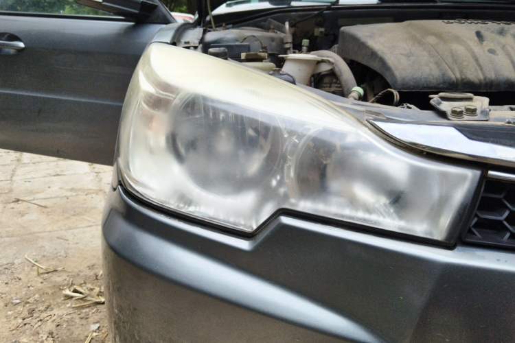 Used Soueast V3 Lingyue 2014 1.5L Manual Entry-Level Version Right Front Headlight