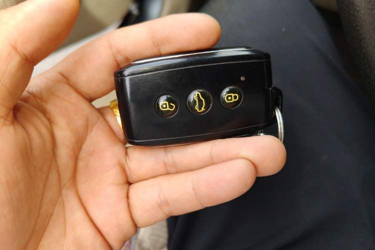 Used Soueast V3 Lingyue 2014 1.5L Manual Happiness Edition Vehicle Key