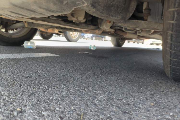 Used Soueast V3 Lingyue 2014 1.5L Manual Entry-Level Version Chassis Front Left