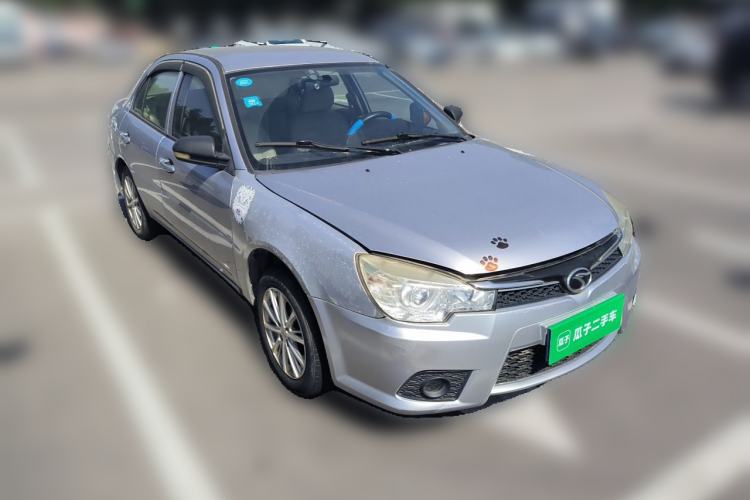 Used Soueast V3 Lingyue 2014 1.5L Manual Entry-Level Version Front Right 45 Deg