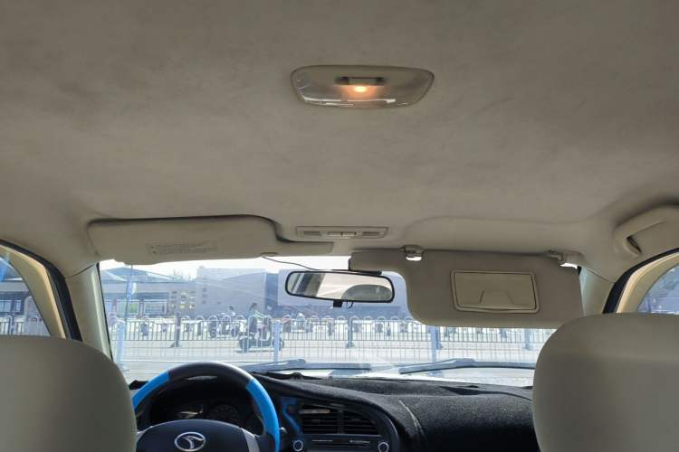 Used Soueast V3 Lingyue 2014 1.5L Manual Entry-Level Version Headliner