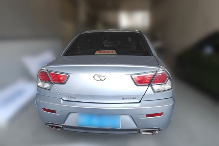 Used Soueast V3 Lingyue 2014 1.5L Manual Entry-Level Version Rear