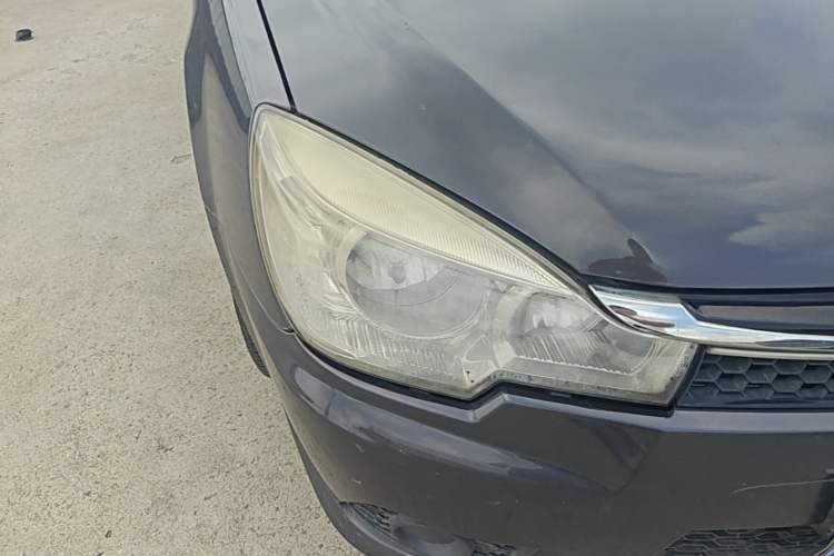 Used Soueast V3 Lingyue 2014 1.5L Manual Smart Edition Right Front Headlight