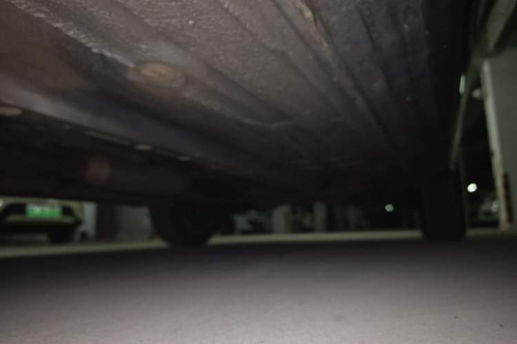Used Soueast V3 Lingyue 2014 1.5L Manual Entry-Level Version Chassis Front Left