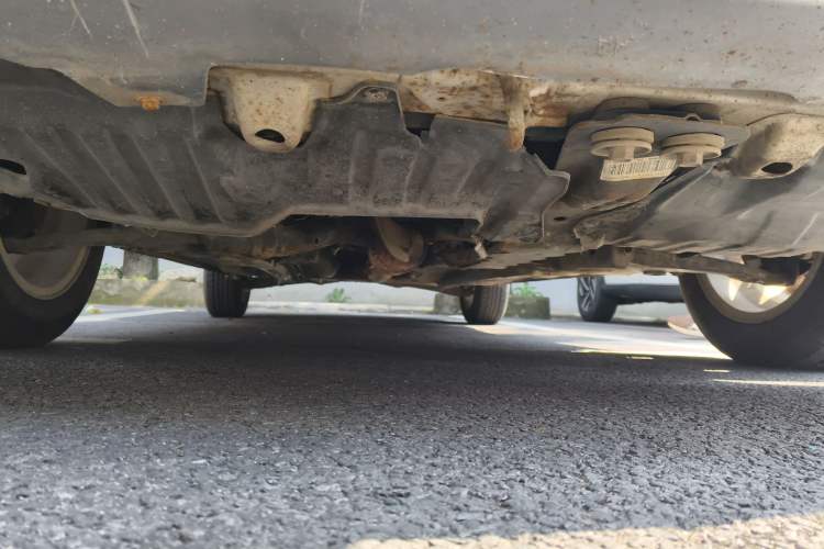 Used Soueast V3 Lingyue 2014 1.5L Manual Entry-Level Version Chassis Front
