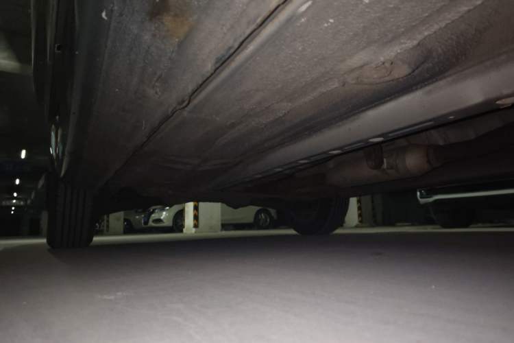 Used Soueast V3 Lingyue 2014 1.5L Manual Entry-Level Version Chassis Front Right