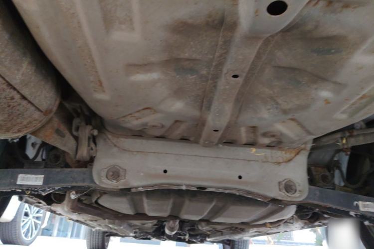 Used Soueast V3 Lingyue 2014 1.5L Manual Smart Edition Chassis Rear