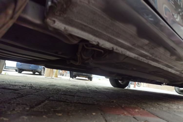 Used Soueast V3 Lingyue 2014 1.5L Manual Entry-Level Version Chassis Rear Right