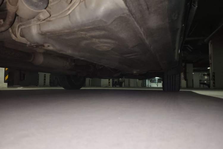 Used Soueast V3 Lingyue 2014 1.5L Manual Entry-Level Version Chassis Rear Right